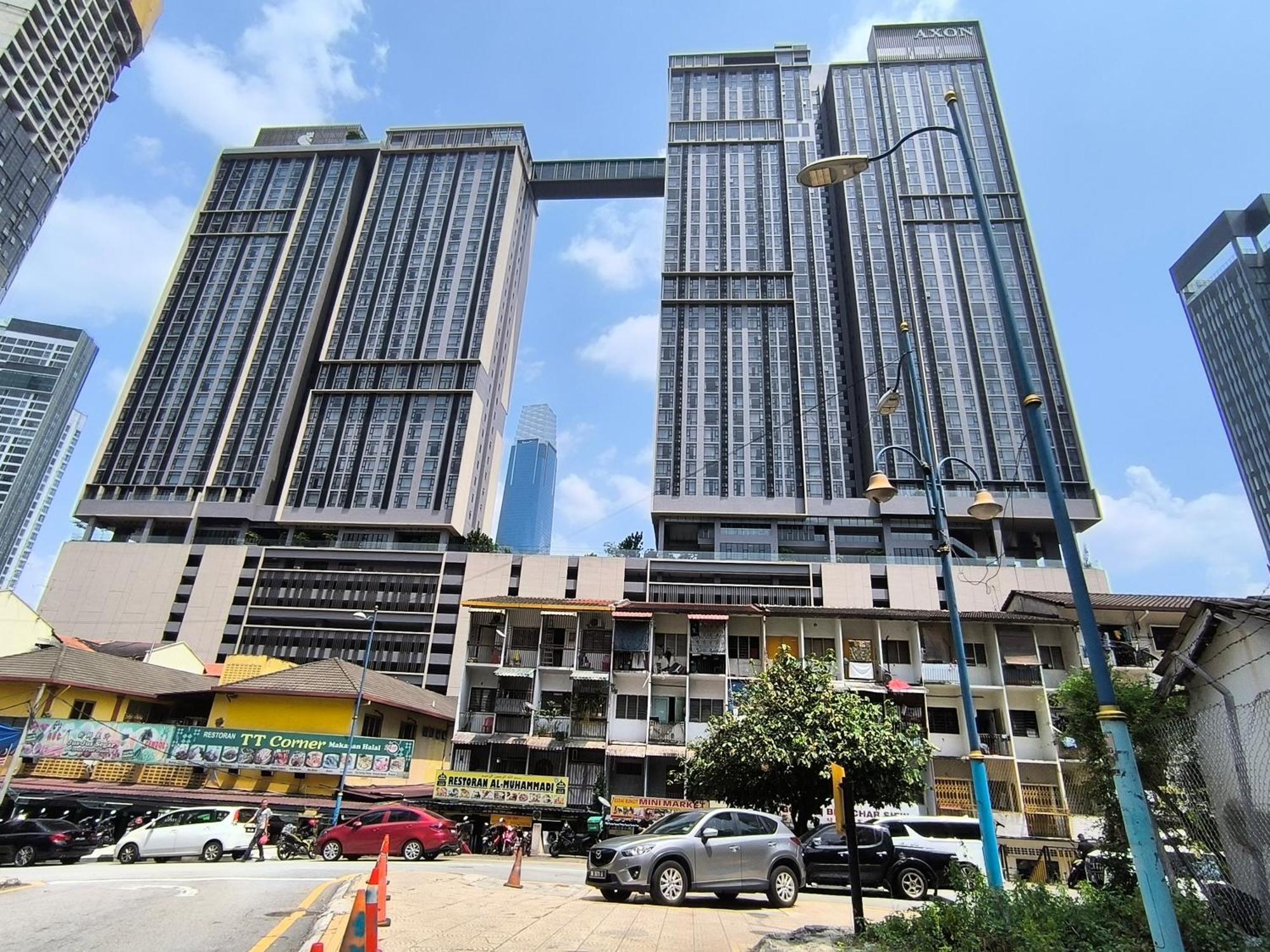 Millennium Axon Bukit Bintang Near Pavilion * Kuala Lumpur